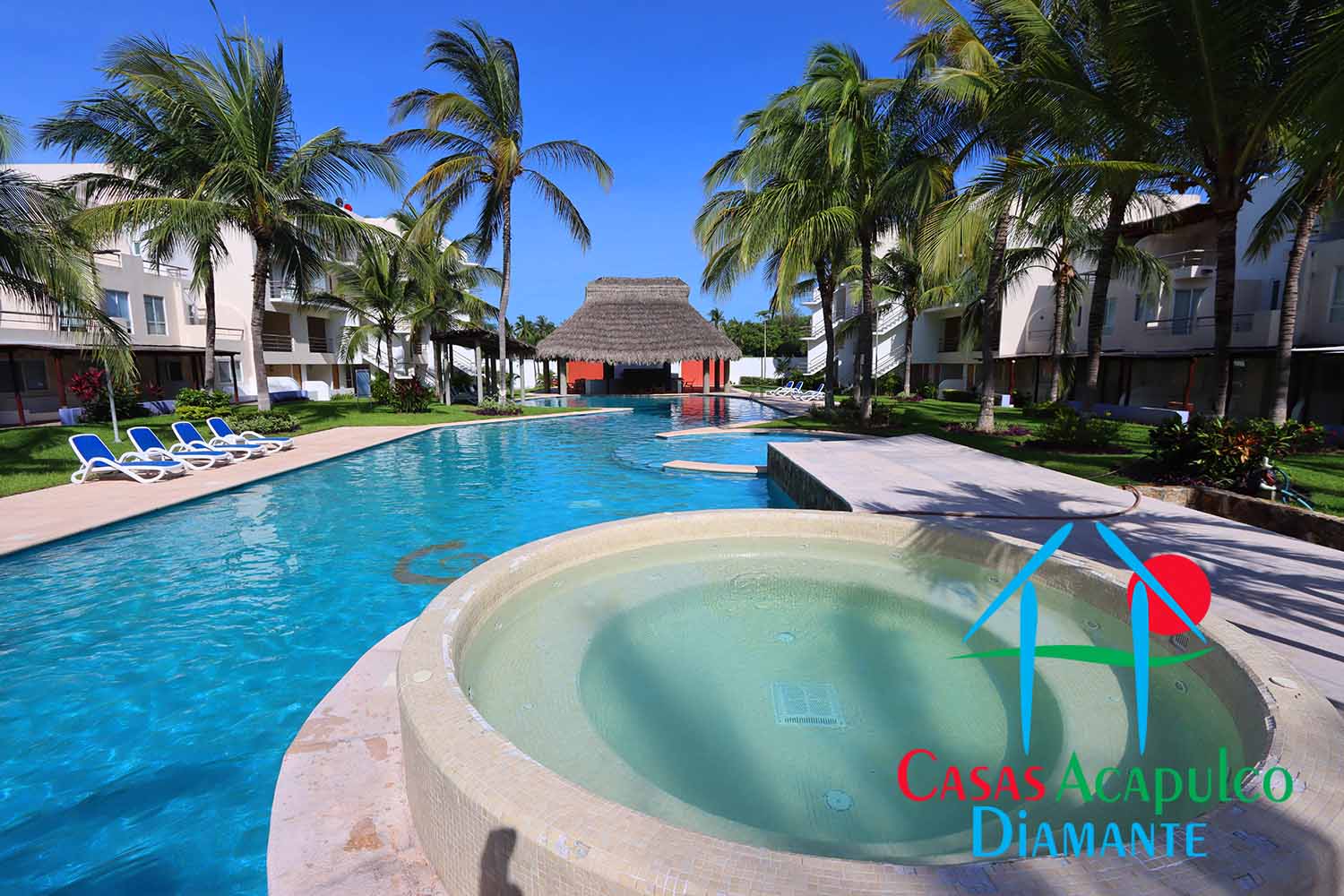 Residencial Caracol - Albercas y jardines 6